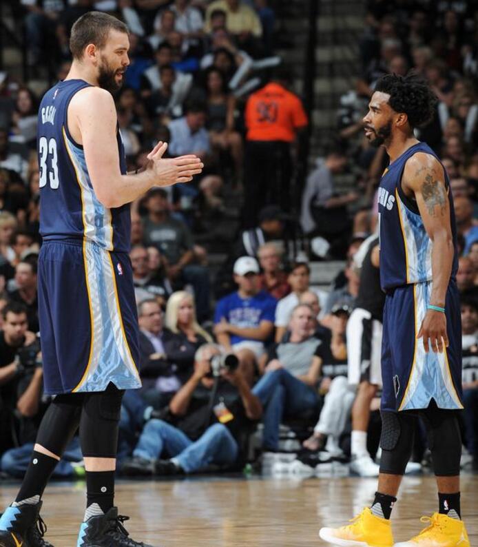 仅锁定了他 仅锁定了他